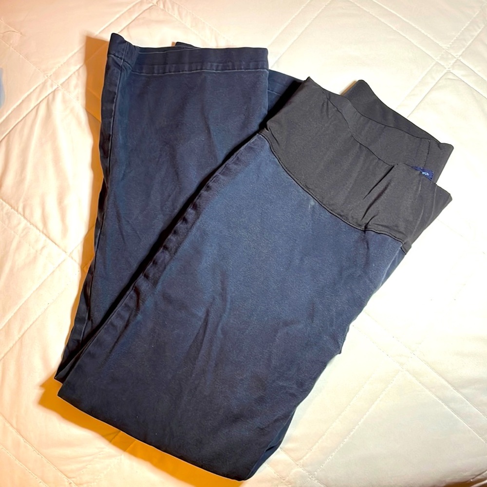 Gap Maternity pants size 8